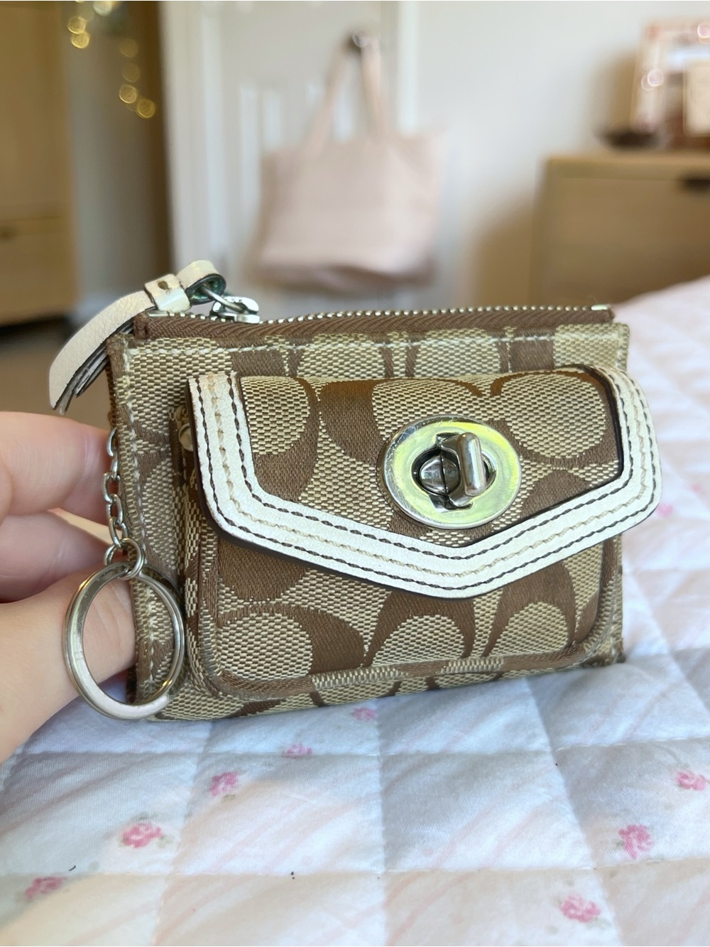 Vintage Coach Signature Legacy Turnlock Mini Wallet Keychain Coin purse Keychain